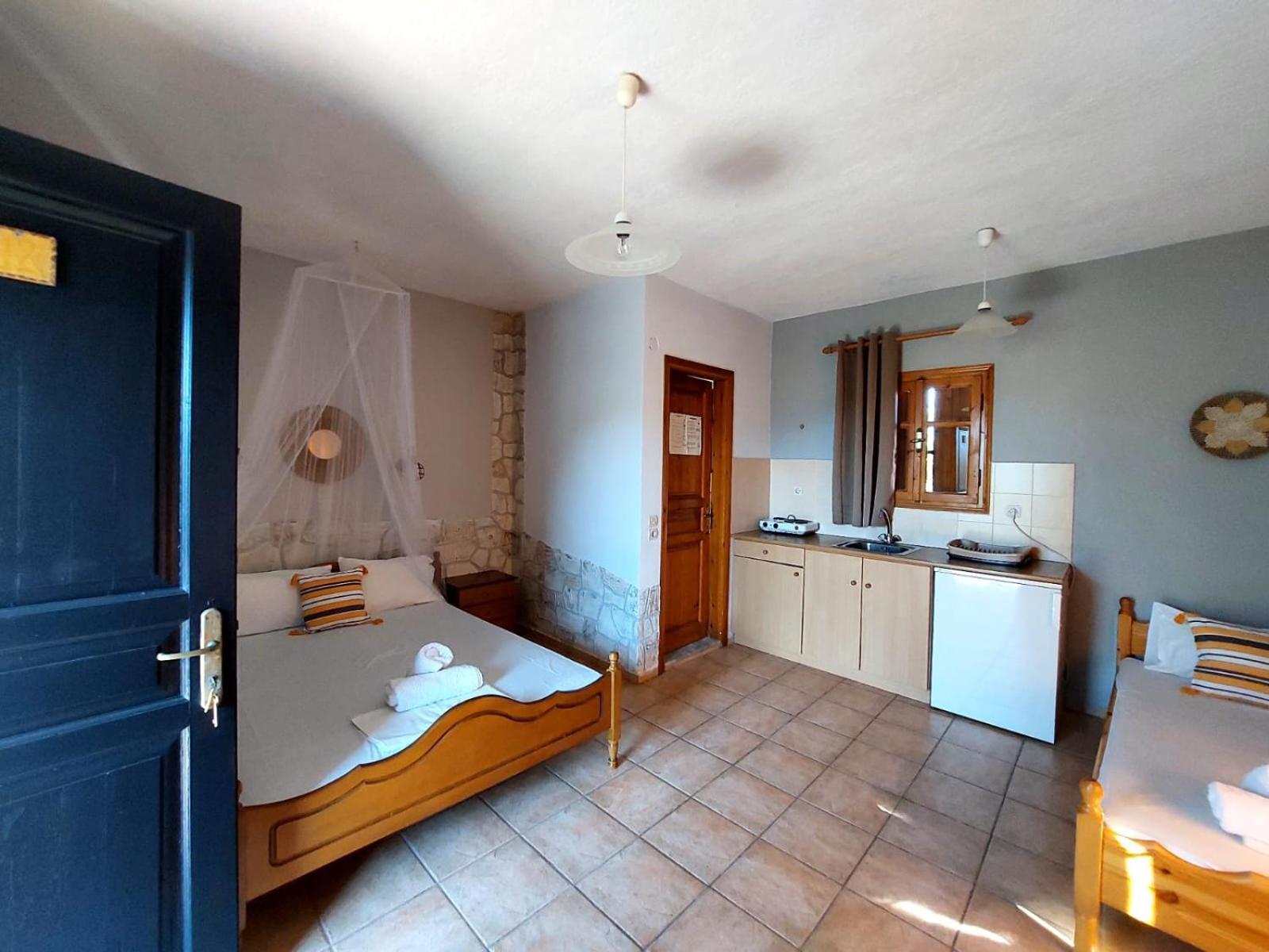 Georgia Apartments Стафилос Номер фото